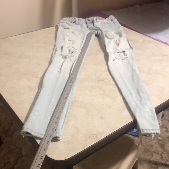 Decree Distressed Skinny Jeans size 3 light Blue - Picture 6 of 16